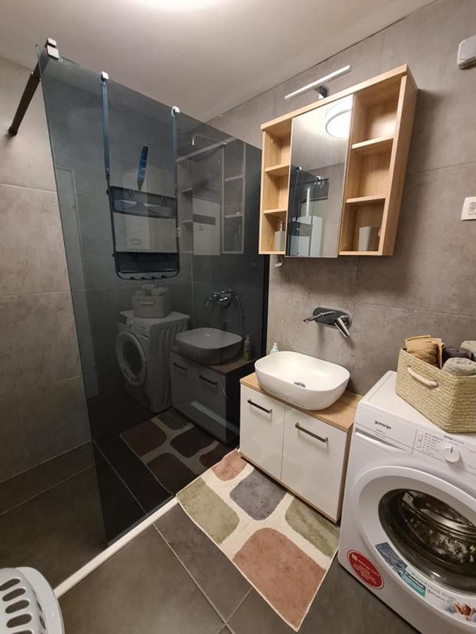 Valkane Beach Studio Apartment Pula Exterior photo